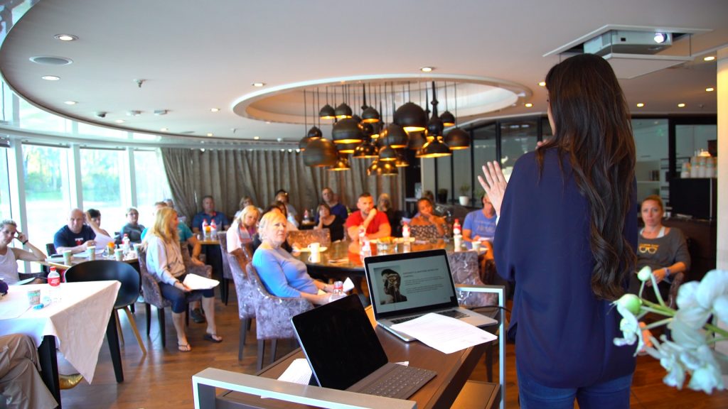 Amanda O’Reilly Founder of Worthy Wands®, Creator of the ANCHOR™ Method, Author of You Are The Anchor